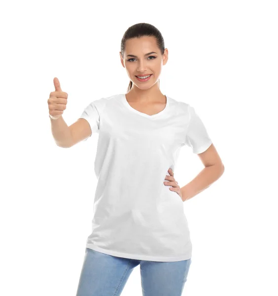 白色背景 T恤衫的年轻女子 设计样机 — 图库照片