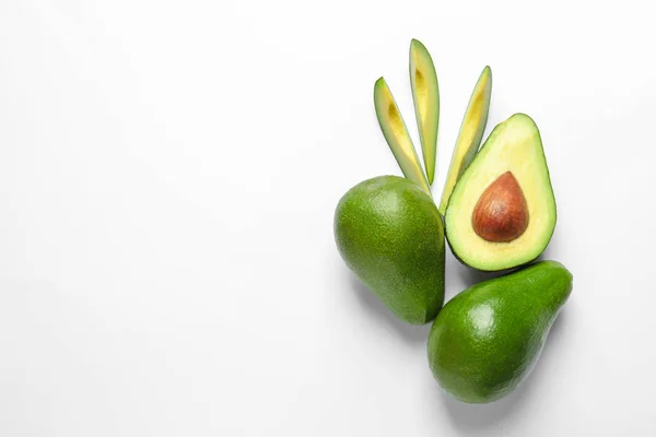 Composition Ripe Fresh Avocados White Background — Stock Photo, Image