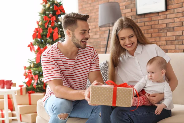 Happy Couple Baby Celebrating Christmas Together Home — Stock Photo, Image