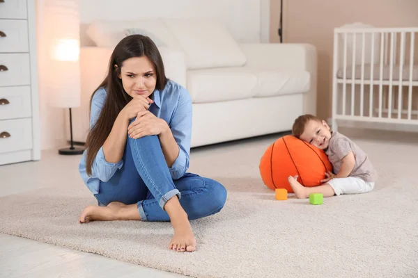 Young Mother Suffering Postnatal Depression Cute Baby Boy Home — Stock Photo, Image