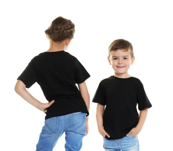 Små Barn Shirts Vit Bakgrund Mockup För Design — Stockfoto