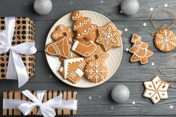 Flat Lay Composition Tasty Homemade Christmas Cookies Wooden Table — Stock Photo, Image