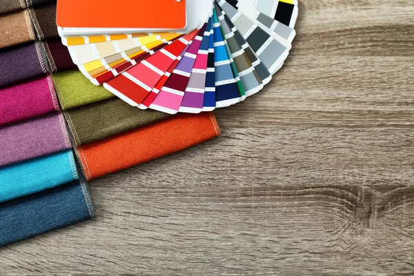 Образцы Тканей Цветовой Палитры Столе Дизайн Интерьера — стоковое фото