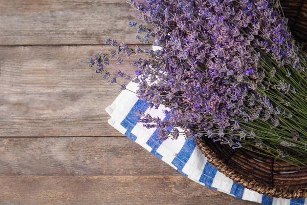 Cuenco Con Flores Lavanda Mesa Madera Vista Superior —  Fotos de Stock