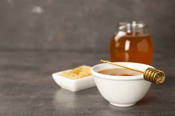 Bowl Tasty Fresh Honey Dipper Table — Stock Photo, Image