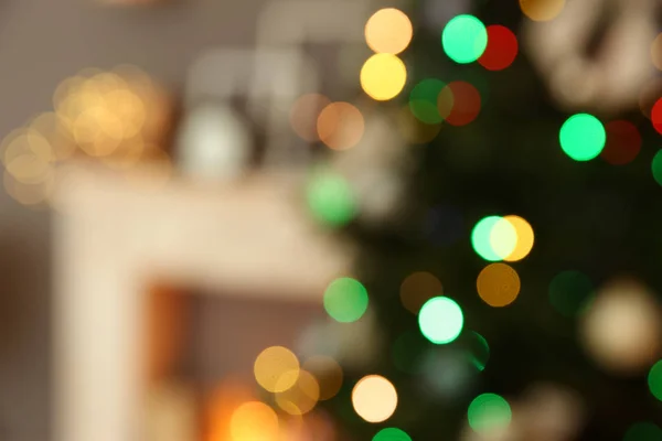 Vista Sfocata Degli Interni Della Camera Con Albero Natale Decorato — Foto Stock