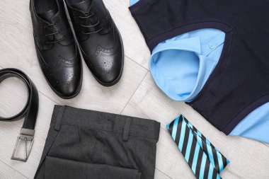 Okul çocuk laminat, en iyi görünüm için tek tip