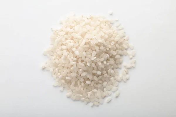 Arroz Crudo Sobre Fondo Blanco Granos Cereales Sanos — Foto de Stock