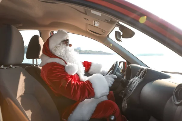 Autêntico Carro Condução Papai Noel Vista Dentro — Fotografia de Stock