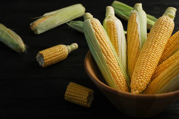 Bowl Tasty Sweet Corn Cobs Table Closeup — Stock Photo, Image