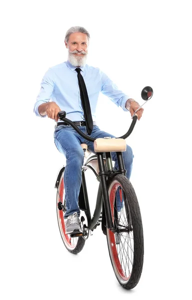 Beyaz Arka Plan Üzerinde Bisiklet Ile Yakışıklı Olgun Adam Portresi — Stok fotoğraf