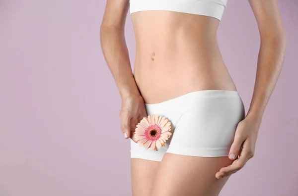 Young Woman Gerbera Flower Color Background Gynecology Concept — Stock Photo, Image