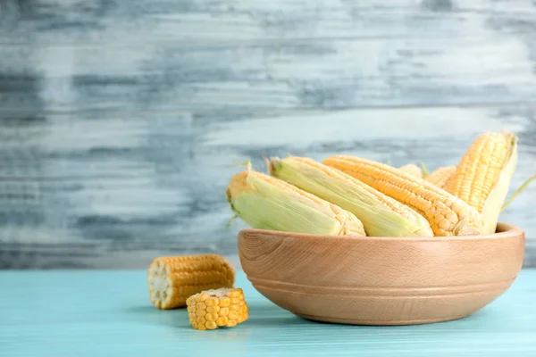 Bowl Tasty Sweet Corn Cobs Wooden Table — Stock Photo, Image