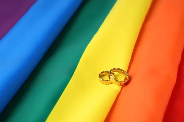 Wedding Rings Rainbow Flag Gay Marriage — Stock Photo, Image