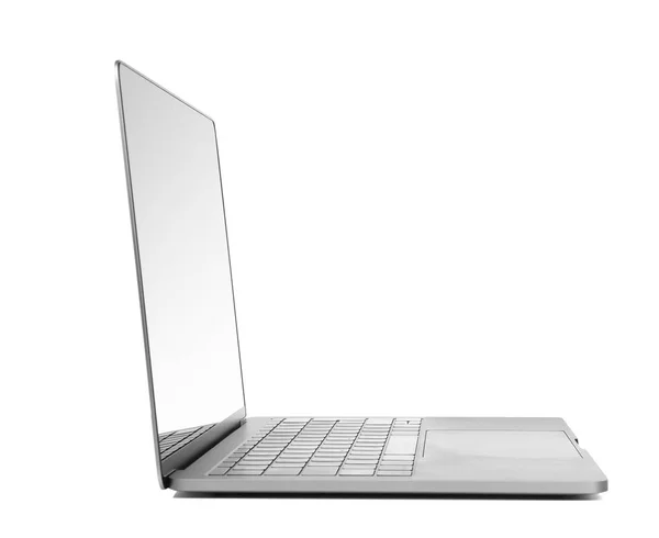Laptop Fundo Branco Tecnologia Moderna — Fotografia de Stock