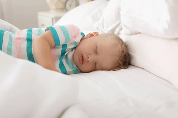 Little Child Sleeping Bed Home — Stock Photo, Image