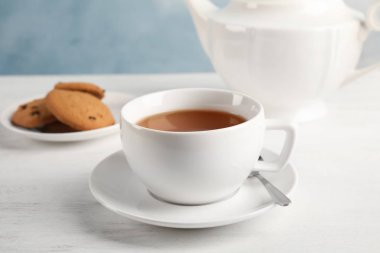 Lezzetli çay tabağı tablo ile