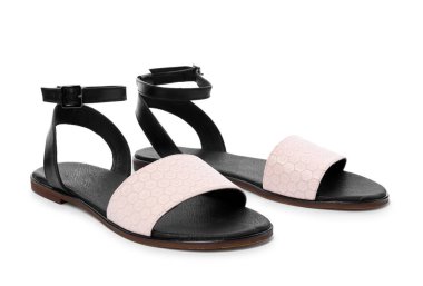 Beyaz arka plan üzerinde trendy Bayan Ayakkabı