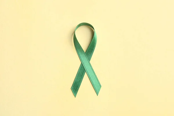 Şerit Renk Arka Plan Üzerinde Yeşil Görünümü Top Kanseri Bilinçlendirme — Stok fotoğraf