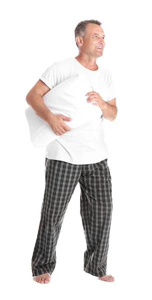 Homem Segurando Travesseiro Macio Fundo Branco — Fotografia de Stock