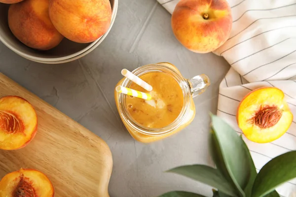 Tasty Peach Smoothie Mason Jar Table Top View — Stock Photo, Image