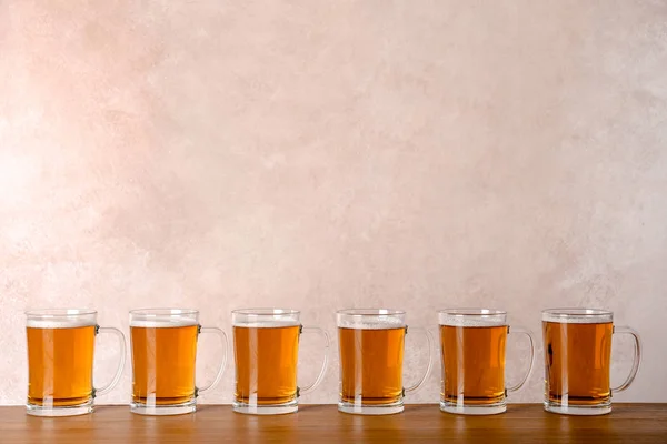 Glass Mugs Beer Table Color Background — Stock Photo, Image