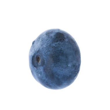 Olgun taze yaban mersini beyaz arka plan üzerinde. Organik berry