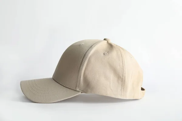 Καπέλο Του Μπέιζμπολ Άσπρο Φόντο Κοροϊδεύετε Επάνω Για Σχεδιασμό — Φωτογραφία Αρχείου