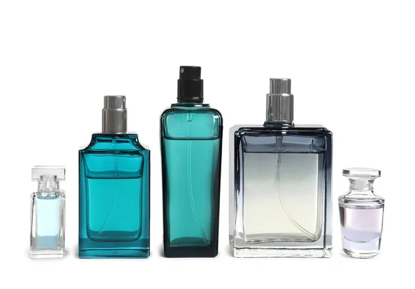白色背景上的不同的香水瓶 — 图库照片