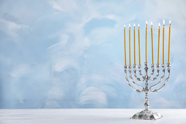 Hanukkah Menorah Renk Arka Plan Karşı Masada — Stok fotoğraf