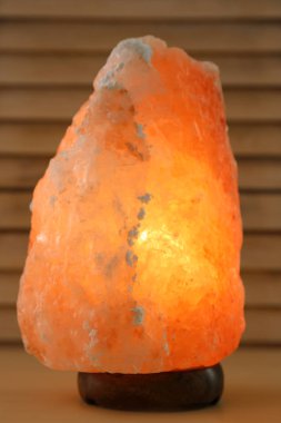 Himalaya tuz lambası ahşap tablo