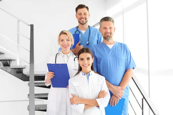 Ärzte Und Medizinische Assistenten Der Klinik Gesundheitsdienst — Stockfoto