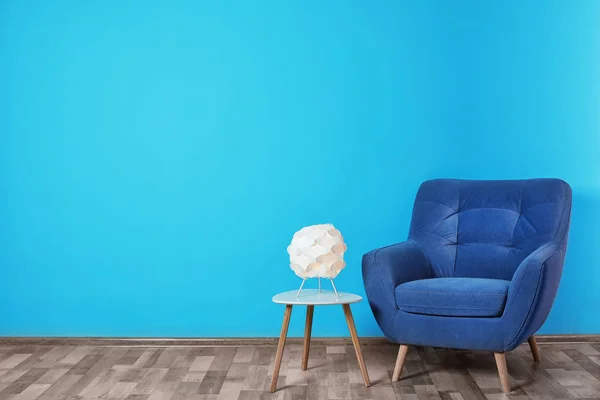 Comfortabele Fauteuil Woonkamer Stijlvol Interieur Met Ruimte Voor Tekst — Stockfoto