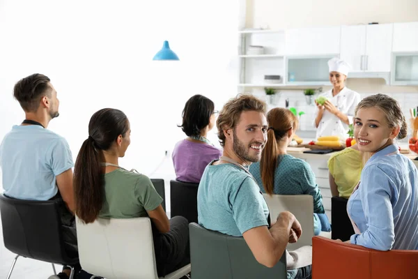 Grupo Personas Cocinera Clases Cocina — Foto de Stock