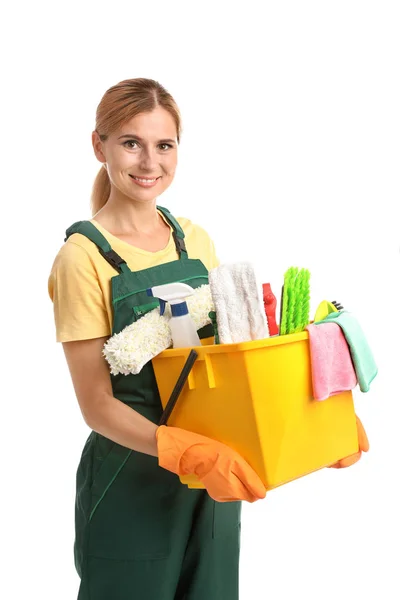 Mulher Zeladora Com Suprimentos Limpeza Fundo Branco — Fotografia de Stock