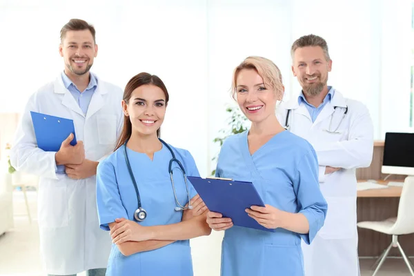 Artsen Medische Assistenten Kliniek Gezondheidszorg Dienst — Stockfoto