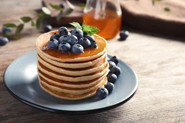 Plate Pancakes Berries Wooden Table — Stock Photo, Image