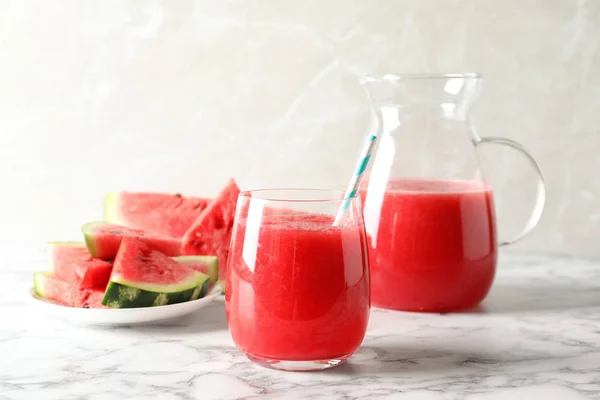 Lekker Zomer Watermeloen Drankje Geserveerd Tafel — Stockfoto