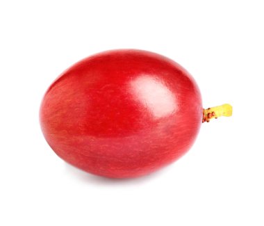 Taze olgun sulu kırmızı üzüm beyaz izole