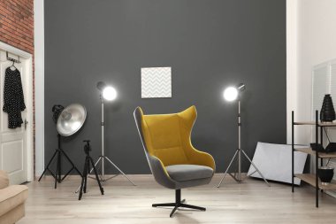 İç modern photo Studio ile koltuk ve profesyonel ekipman