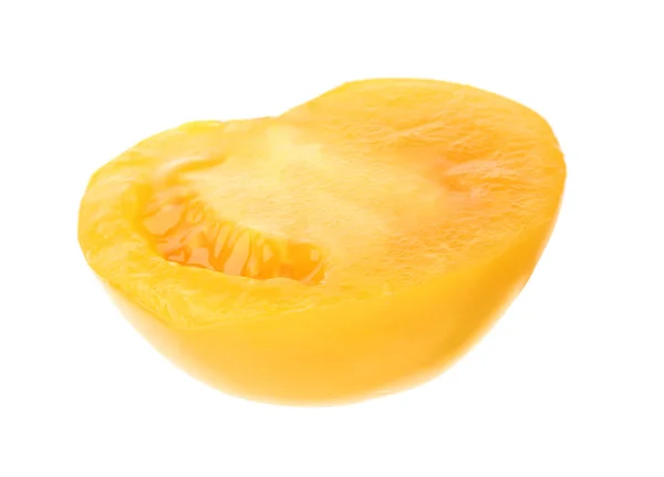 白色背景下的黄番茄片 — 图库照片