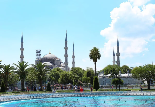 Istanbul Türkei August 2018 Schöner Brunnen Der Nähe Der Sultan — Stockfoto