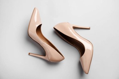 Açık renkli, üstten görünüm üzerinde güzel ayakkabı