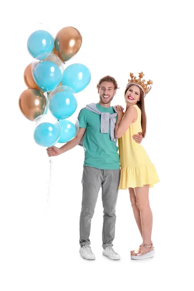 Pareja Joven Con Globos Aire Sobre Fondo Blanco — Foto de Stock