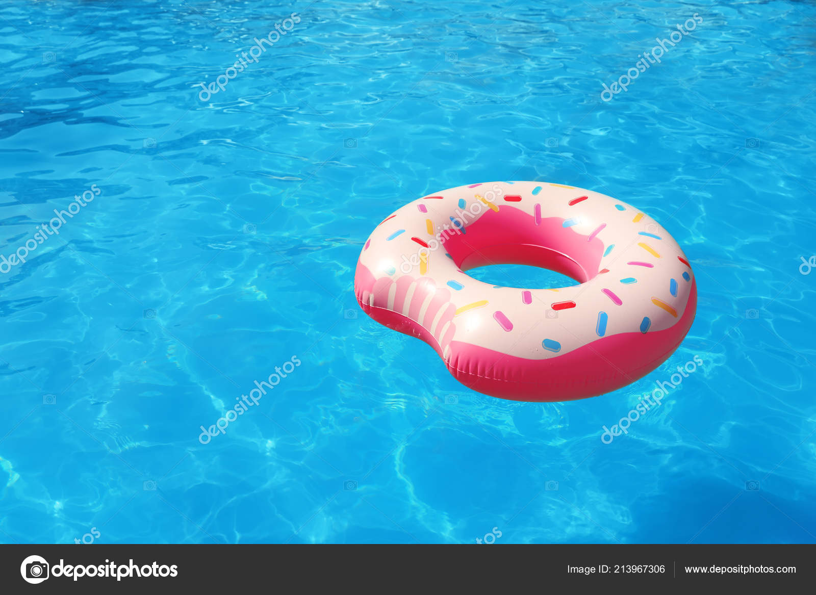 inflatable ring pool