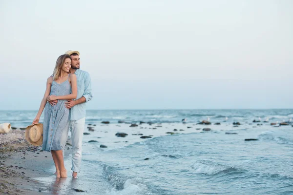 Jovem Casal Passar Tempo Juntos Praia — Fotografia de Stock