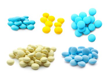 Beyaz arka plan üzerinde farklı ilaçlarla ayarla