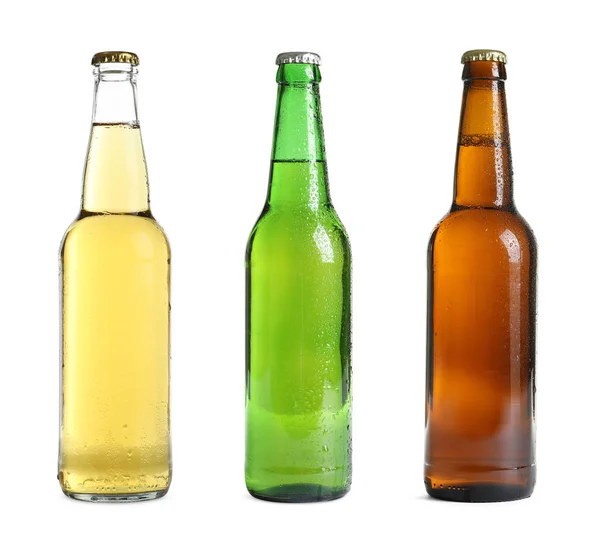 Set Mit Verschiedenen Kalten Bierflaschen Auf Weißem Hintergrund — Stockfoto