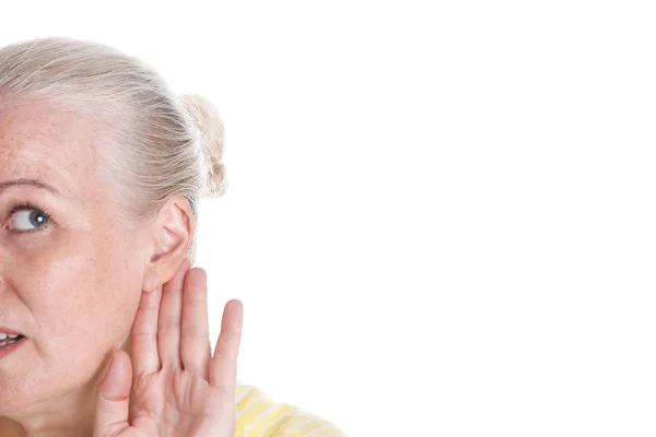 Wanita Dewasa Latar Belakang Cahaya Masalah Pendengaran — Stok Foto