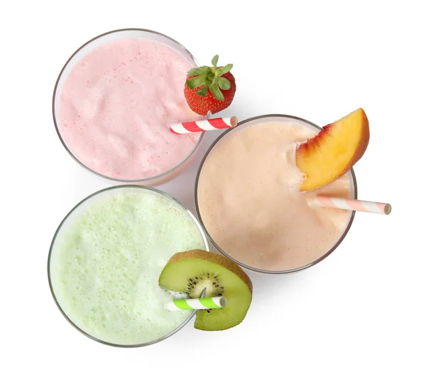 Glasögon Goda Milkshakes Vit Bakgrund Ovanifrån — Stockfoto